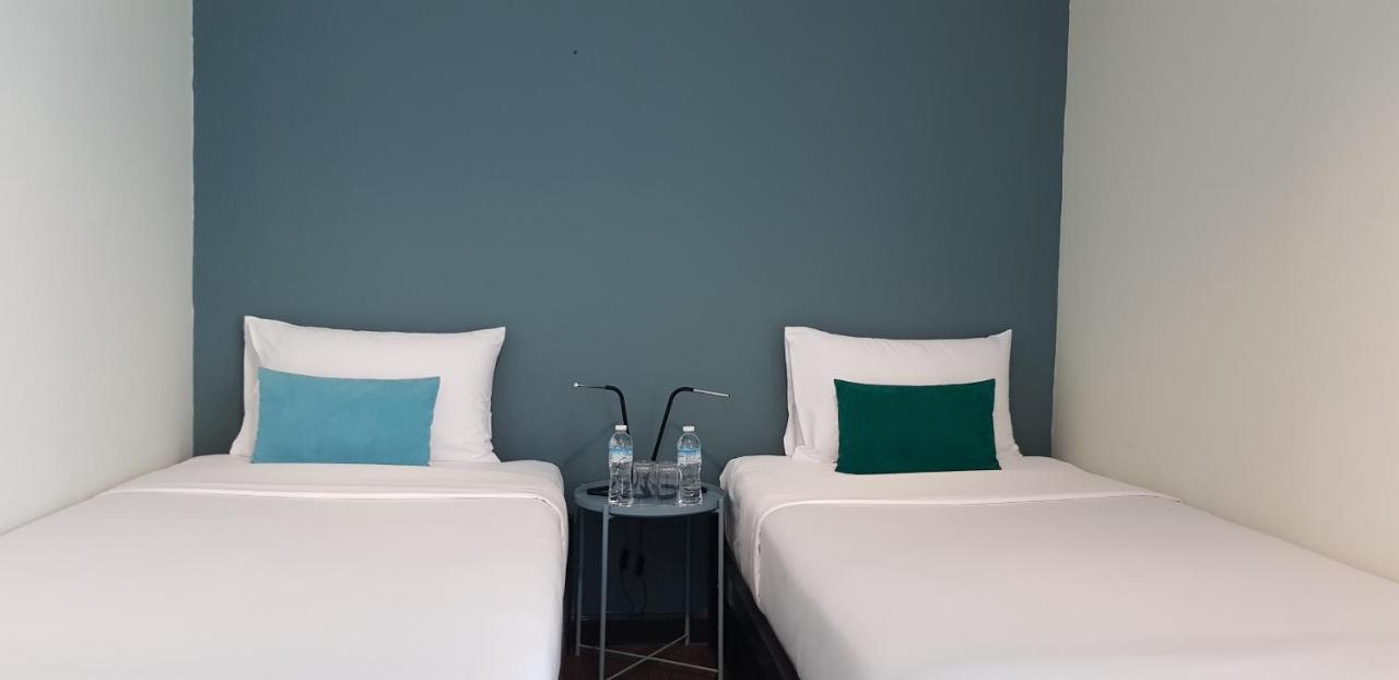 Baan Wangderm Hotel Bangkok Kültér fotó