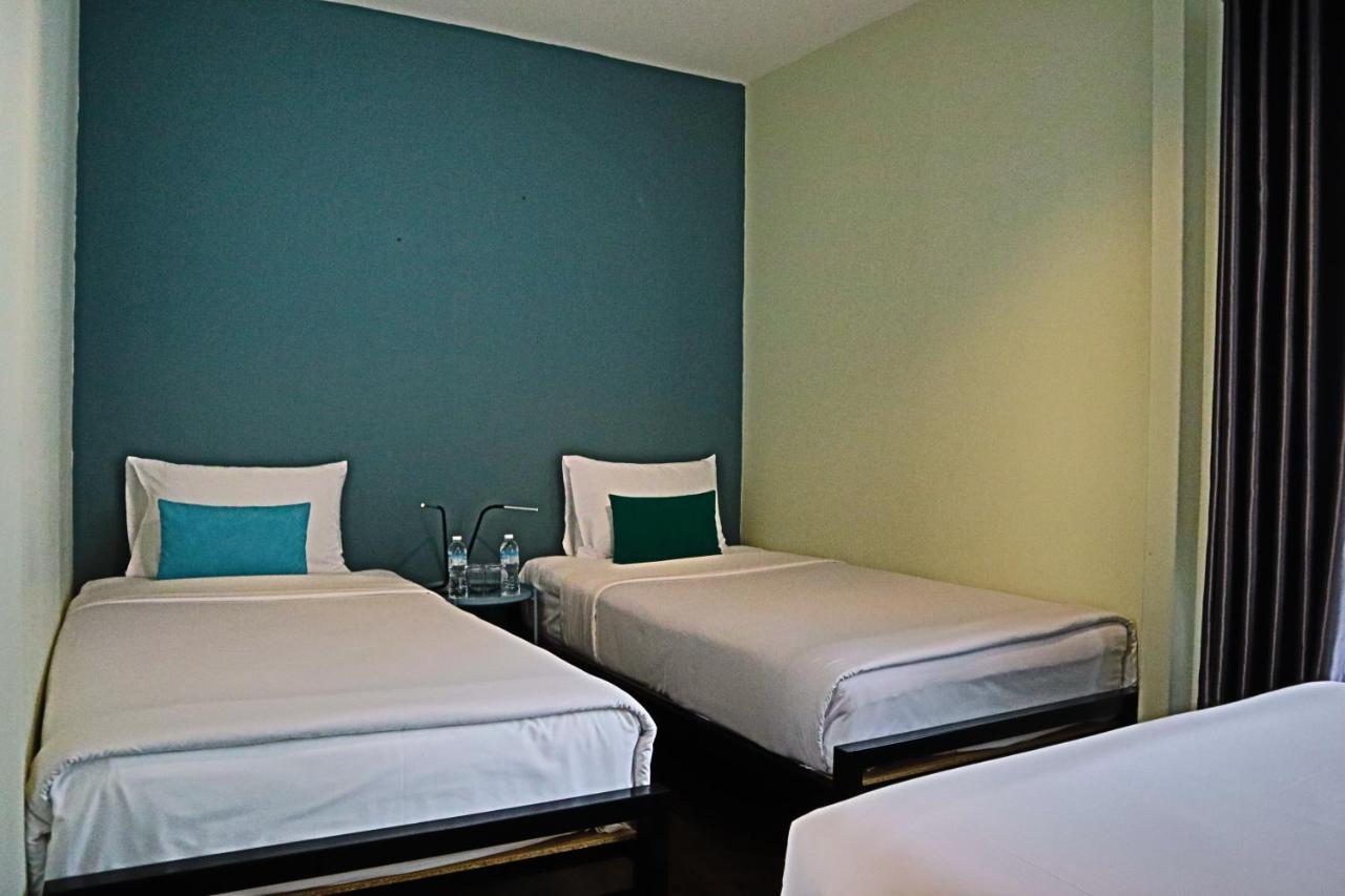 Baan Wangderm Hotel Bangkok Kültér fotó