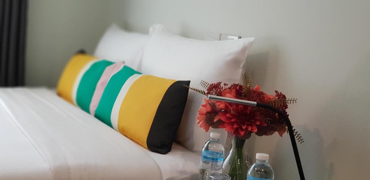 Baan Wangderm Hotel Bangkok Kültér fotó