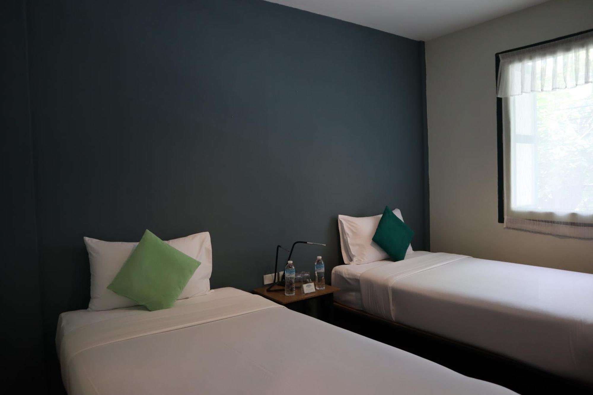 Baan Wangderm Hotel Bangkok Kültér fotó