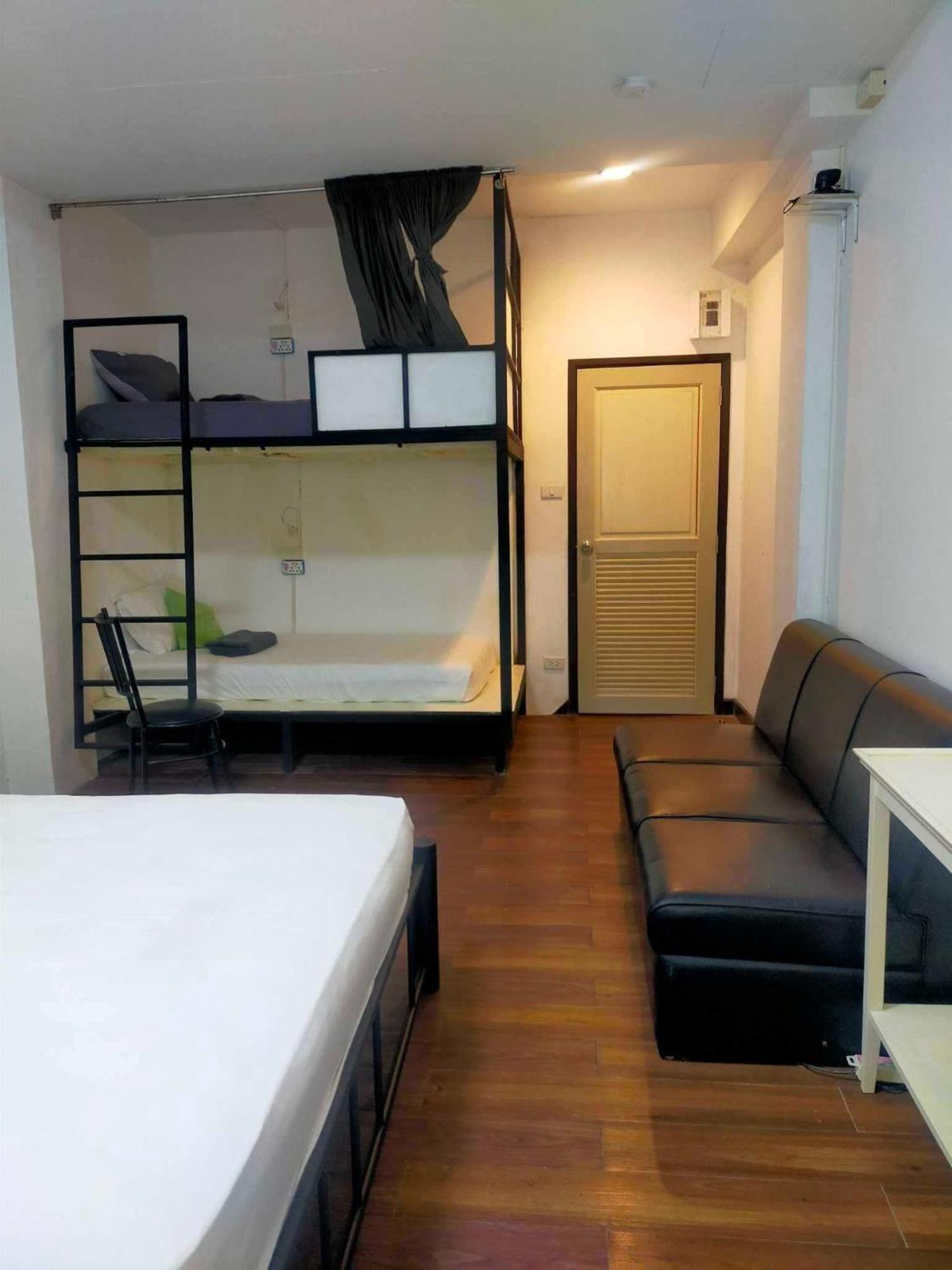 Baan Wangderm Hotel Bangkok Kültér fotó