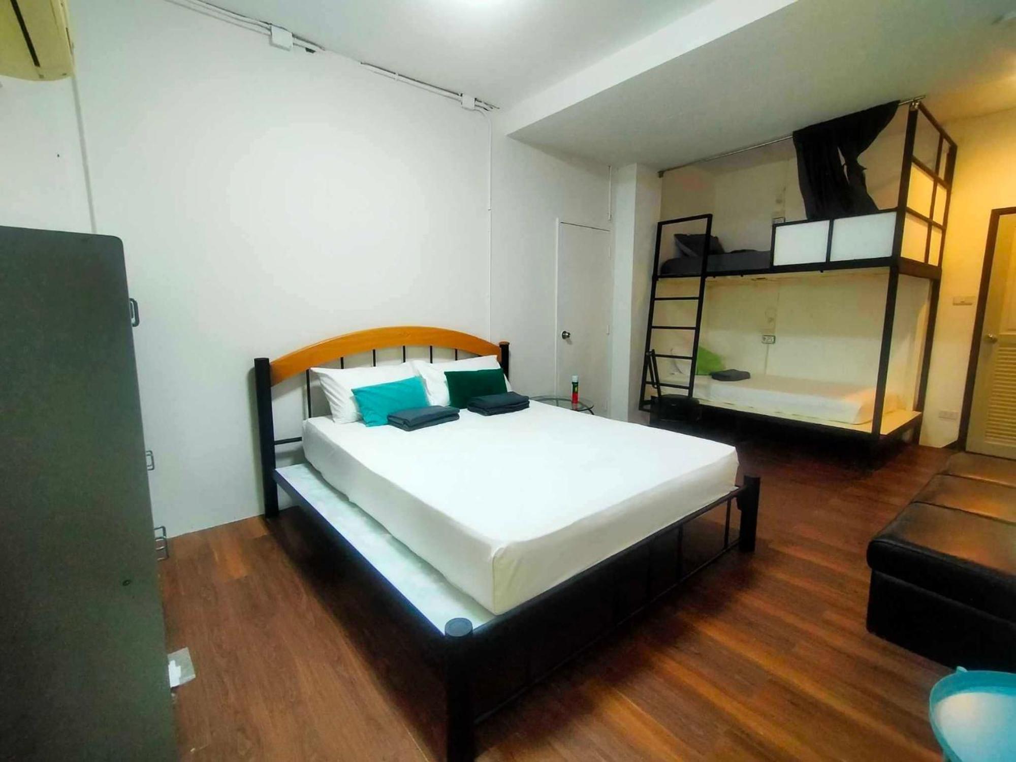Baan Wangderm Hotel Bangkok Kültér fotó